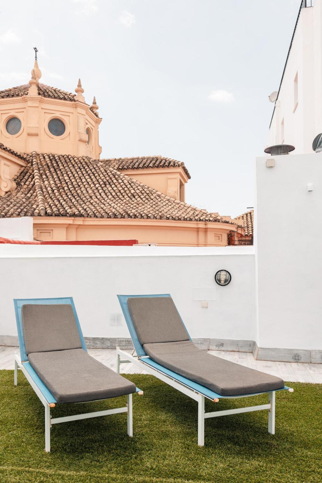 Astuto 21 Suites - Adults Only جيريز المظهر الخارجي الصورة